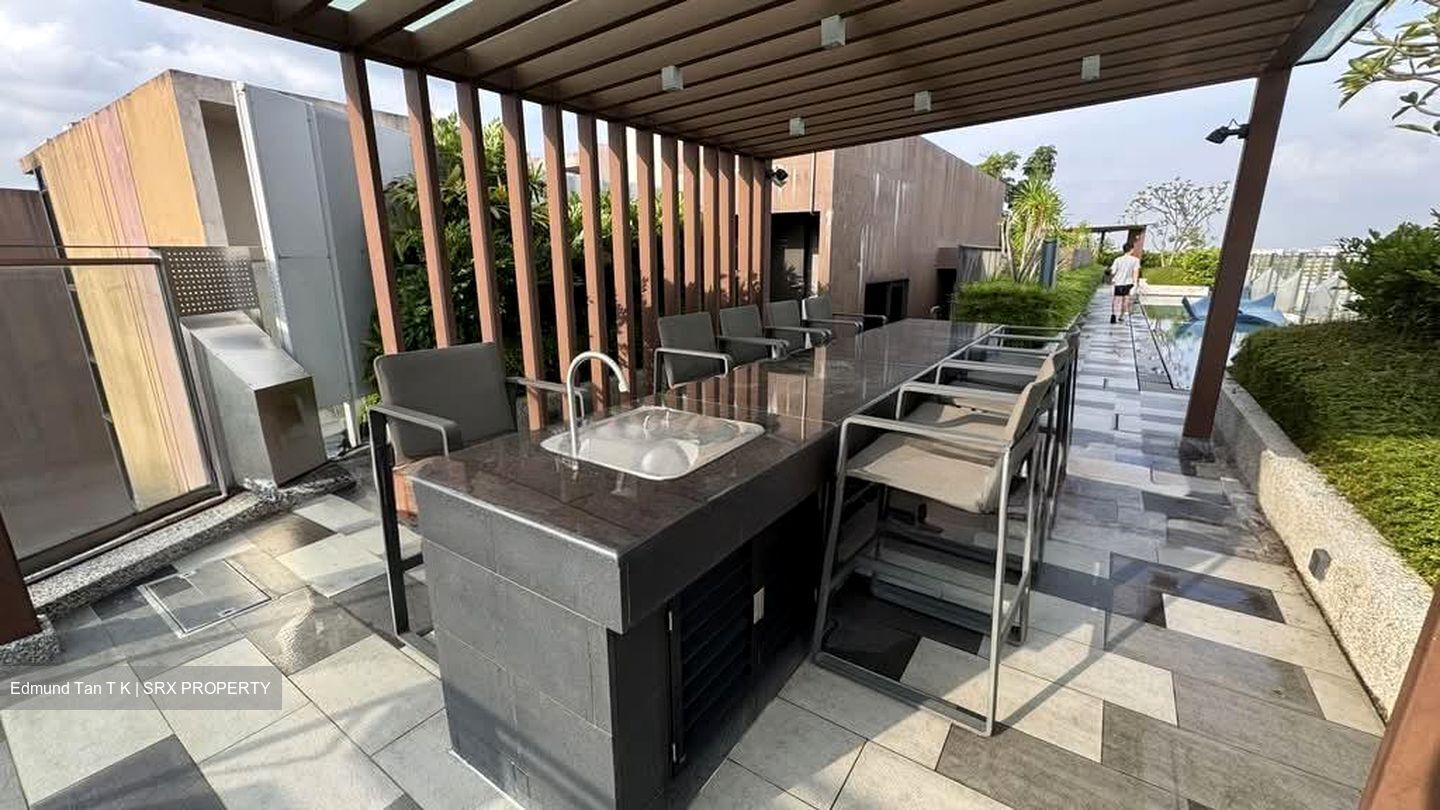Sims Urban Oasis (D14), Condominium #592548161